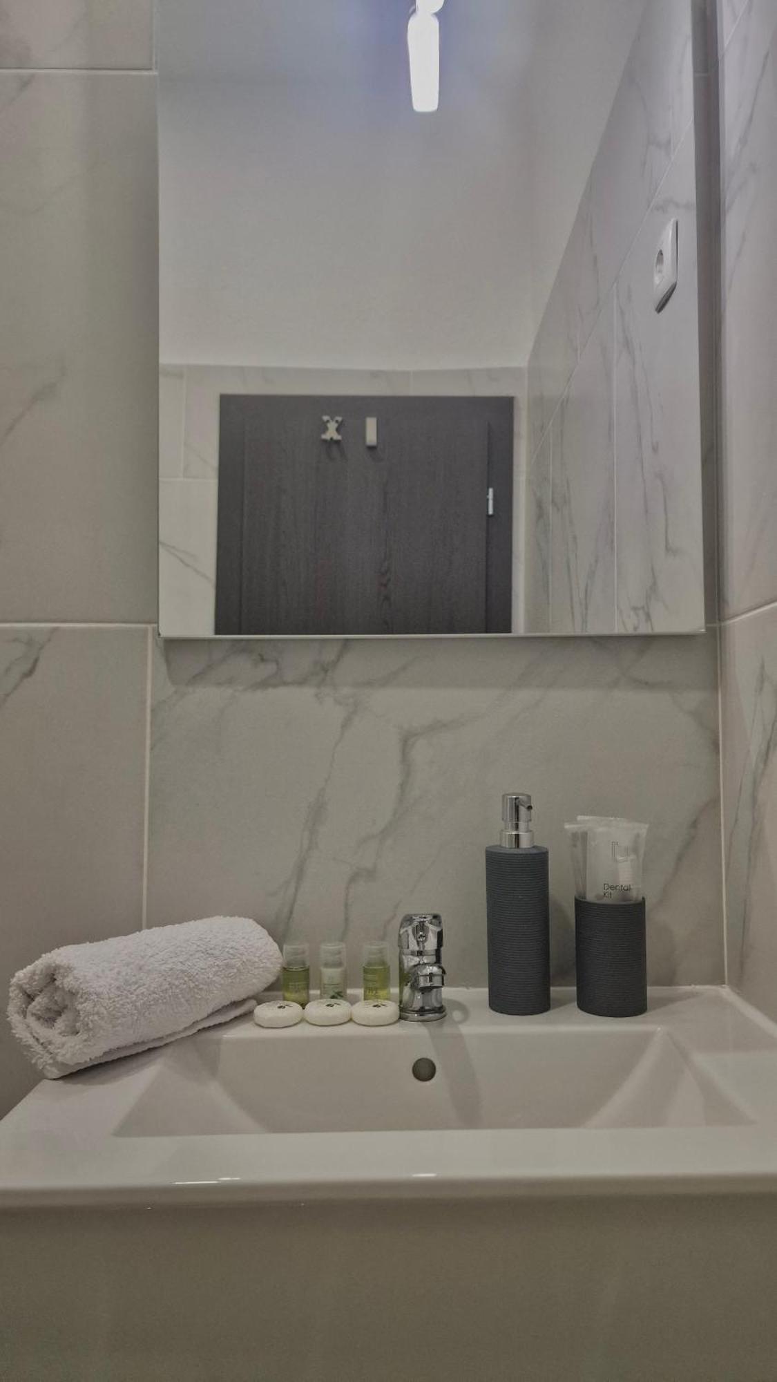 Aj Pansion Selce Hotell Exteriör bild